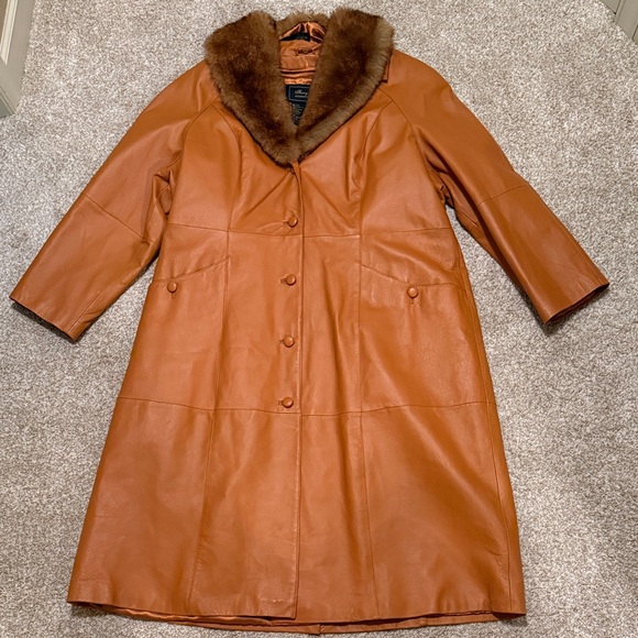 Terry Lewis Classic Luxuries Jackets & Blazers - Vintage Brown Genuine Leather Coat with Faux Fur Collar Terry Lewis Y2K